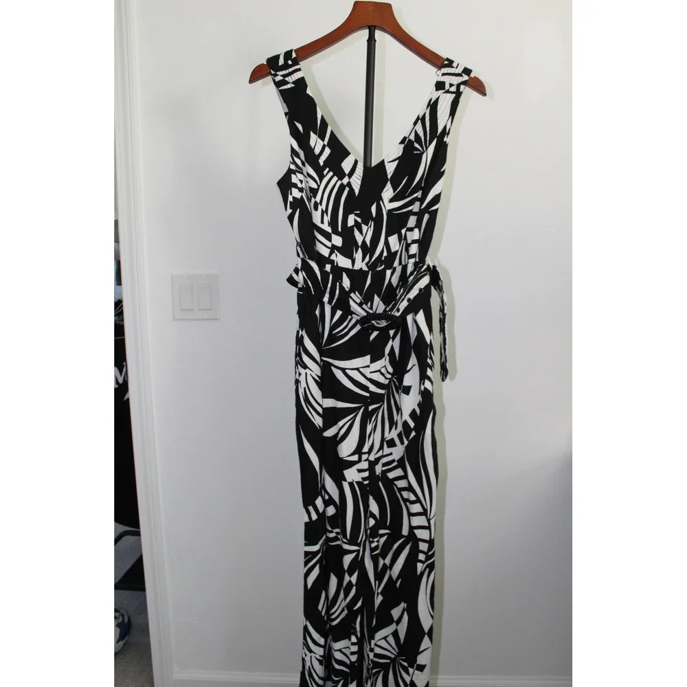 Tahari Black White Palm Leaf Sleeveless Wide Leg Belted Jumpsuit‎ Pockets Size 4
